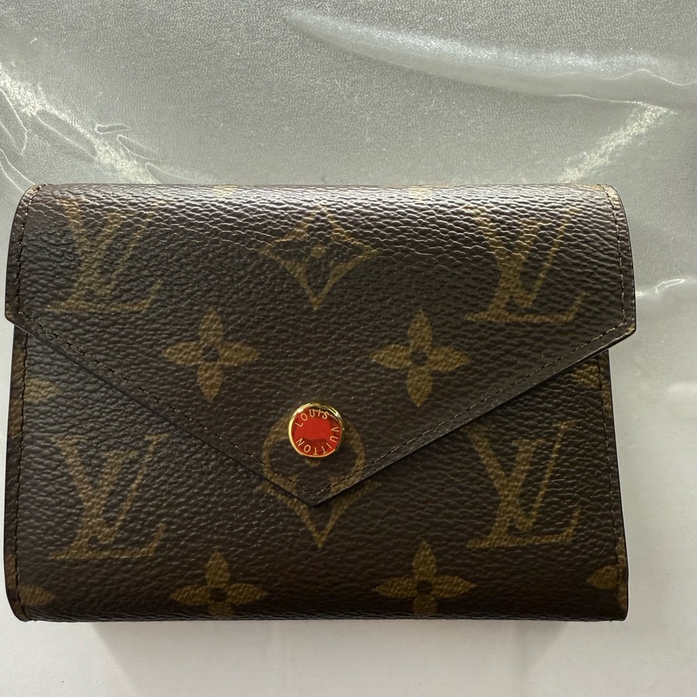 Louis Vuitton Victorine Wallet